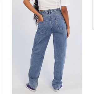 BDG High-Waisted Baggy Jean- Light Acid Wash